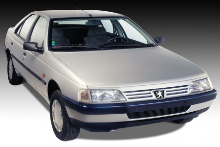 مقایسه دنا با پژو 405
