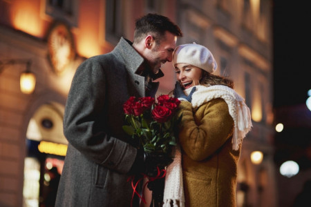 ولنتاین 98 چند شنبه است ؟