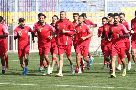 بازیکنان پرسپولیس اعتصاب کردند !