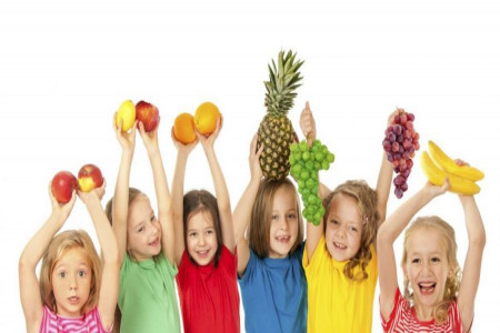 چه مواد غذایی موجب افزایش قد کودکان و نوجوانان می شود ؟