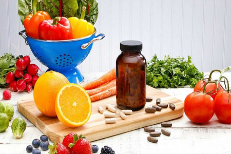 مولتی ویتامین شامل چه موادی است ؟ آیا مولتی ویتامین مفید است ؟