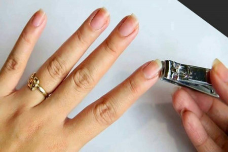 کدام روزهای هفته برای گرفتن ناخن مناسب است ؟