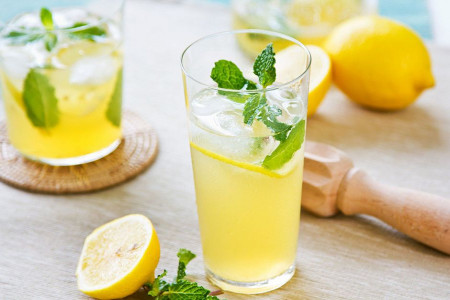آموزش انواع شربت خانگی خوشمزه و خوش رنگ برای مجالس و مهمانی ها