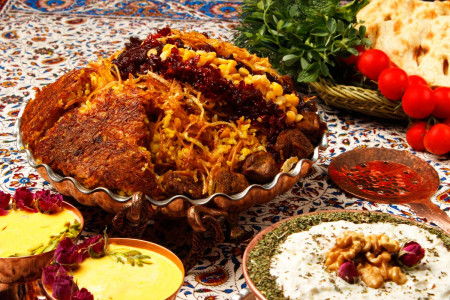 طرز تهیه مانی پلو خوشمزه و مجلسی با گوشت و مرغ