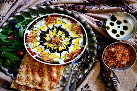 طرز تهیه آش دوغ قزوین به سبک سنتی