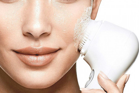 معرفی 10 نمونه از پرفروش ترین برس پاکسازی صورت (face brush)