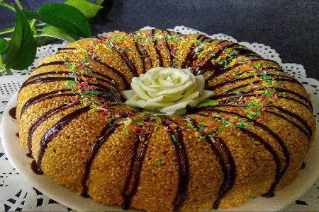 طرز تهیه کیک کنجدی با طعم به یادماندنی