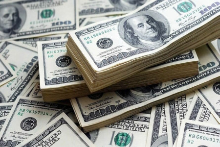 دلار در کانال 23 هزار تومان!