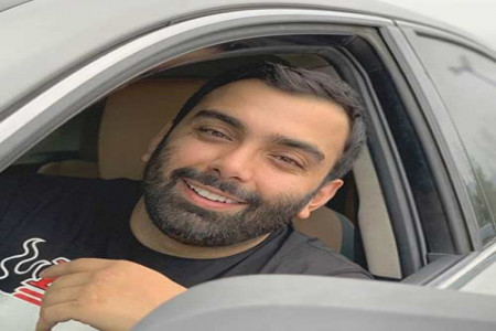 خواننده زیرزمینی بالاخره در کیش روی صحنه رفت