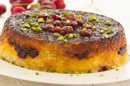 طرز تهیه آلبالو پلو در قالب