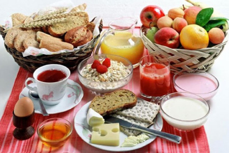 در فصل گرما رعایت این نکات تغذیه ای برای روزه داران الزامیست