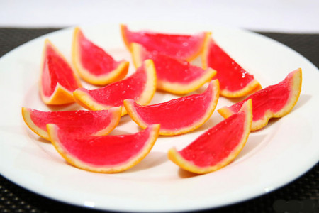 ژله پرتقالی بهترین خوراکی برای مهمانی های شما