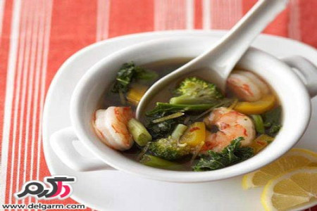 روش پخت سوپ میگو با سس لیمو-کنجد ویژه هوای سرد