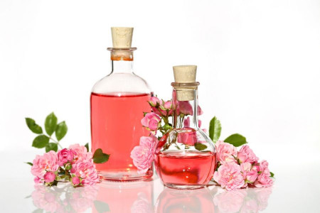خواص درمانی و باورنکردنی گلاب