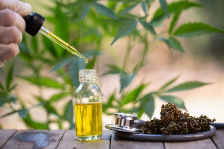 مهم ترین خواص و فواید روغن کانابیدیول CBD چیست ؟