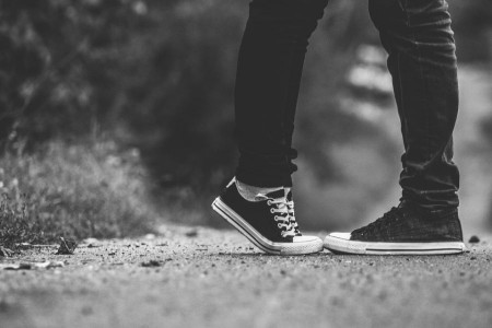 ۳۸ متن و شعر کوتاه عاشقانه و با احساس برای ابراز عشق