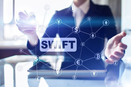 همه آنچه باید در مورد سوئیفت (swift) بدانید