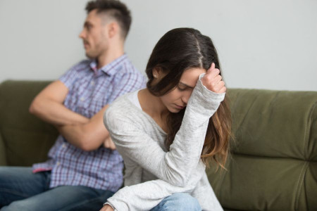 چگونه بعد از خیانت دوباره اعتماد همسرم را جلب کنم ؟
