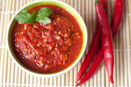 طرز تهیه سس فلفل خانگیِ تند و خوشمزه