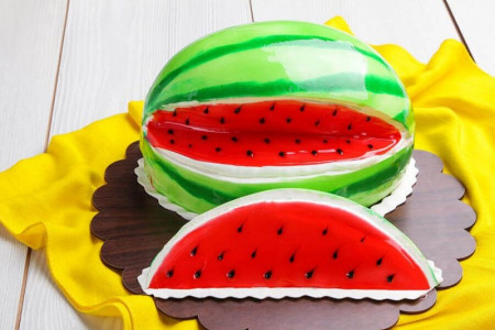 طرز تهیه کیک هندوانه ای