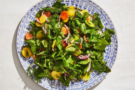 طرز تهیه سالادهای گیاهی سرشار از پروتئین
