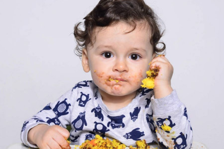 غذای کودک : راهنمای غذای کودک تا یک سالگی