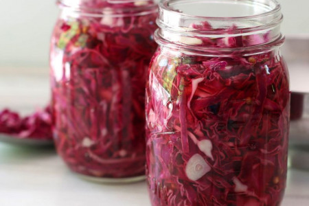 طرز تهیه ترشی کلم قرمز خانگی به روشی آسان