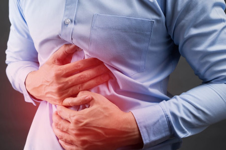 علائم اولیه بیماری دیورتیکولیت کدام است؟
