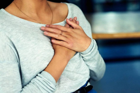 تیر کشیدن قلب یا سوزش قلب چه علتی دارد؟