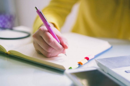 چگونه می توانیم کتاب بنویسیم؟
