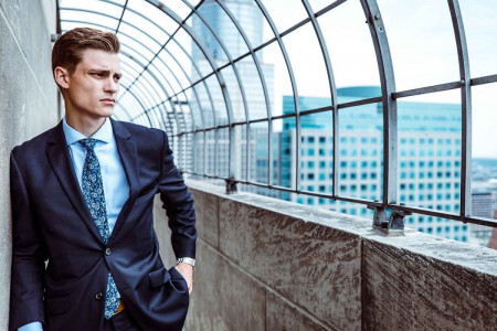 چگونه مغرور باشیم و از جنبه های مثبت آن استفاده کنیم؟