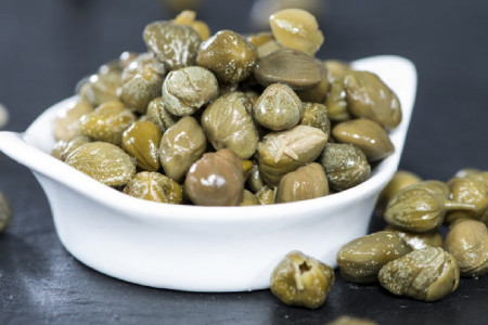 کاپاریس چیست ؟ آشنایی با فواید ترشی کاپاریس (کَبَر)