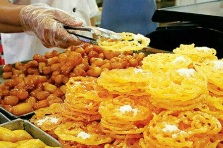 قیمت زولبیا بامیه در ماه رمضان امسال چقدر شد ؟