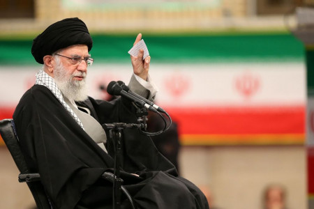 پیشنهادهای عملیاتی رهبر انقلاب در سال جهش تولید