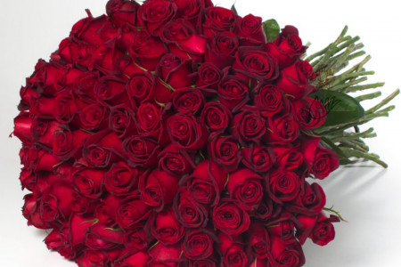 تاریخ روز جهانی گل رز قرمز در سال ۹۹ چه روزی است ؟