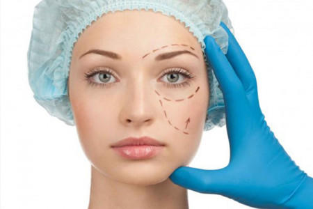 روز جهانی متخصصان زیبایی در سال ۹۹ چه روزی است ؟