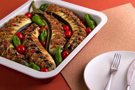 سبزی مخصوص دلمه بادمجان چیست ؟ فیلم طرز تهیه دلمه بادمجان