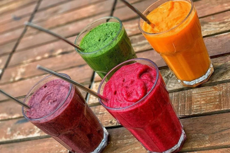 طرز تهیه ۸ اسموتی خوشمزه و انرژی زا مناسب فصل بهار