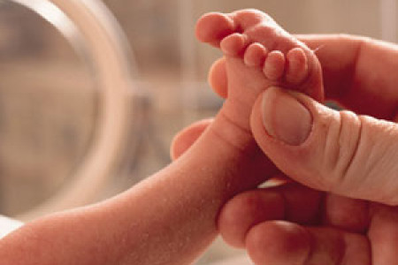 کدام بهتر است: سزارین یا زایمان طبیعی؟