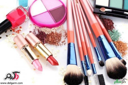 خطرات لوازم آرایش برای جنین