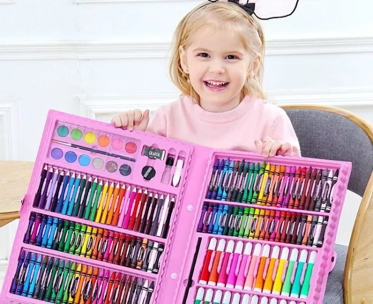 کیت مداد رنگی کادو تولد دختر