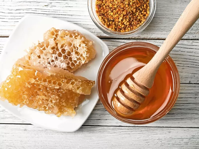 فواید بی نظیر خوردن عسل در صبحانه