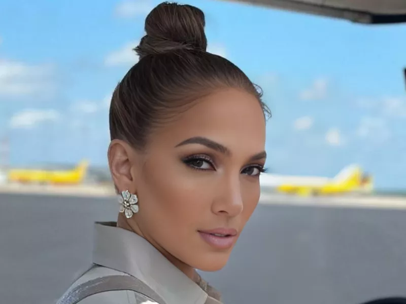 استایل خفن پدر کم سن و سال و اسپانیایی جنیفر لوپز !!