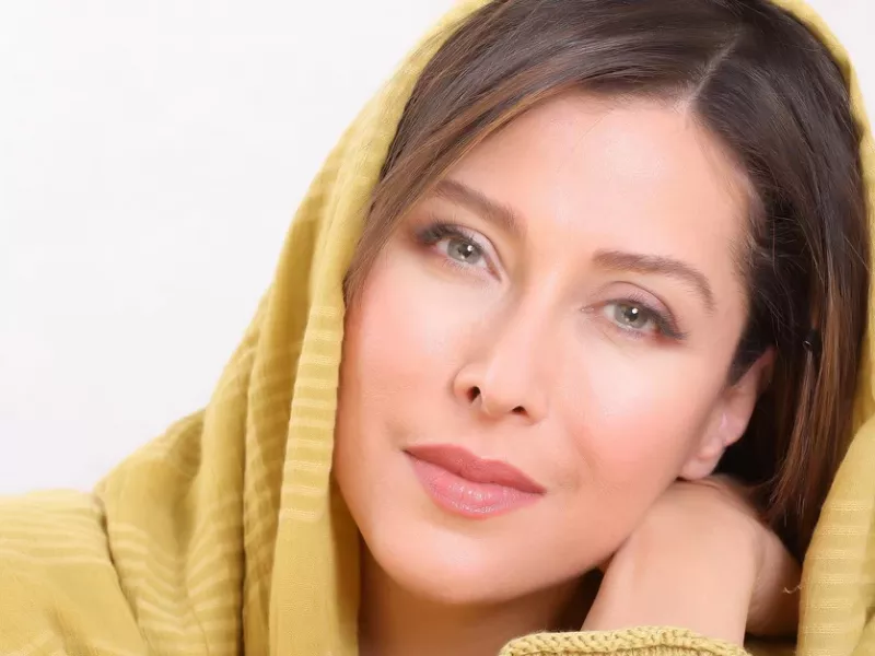 مهتاب سینمای ایران با پوششی یکدست سفید و بدون زرق و برق !