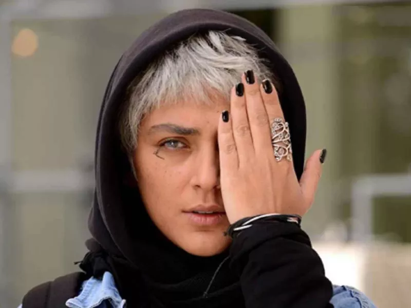 خواهر مارال رهایم کن با موی بور و چهره ای کاملا متفاوت با خواهر معروفش !!