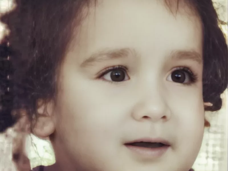 چشمان خمار این کودک معروف و هیکلی را شناختید ؟ راهنمایی : بازیگر مرد است و مجرد !