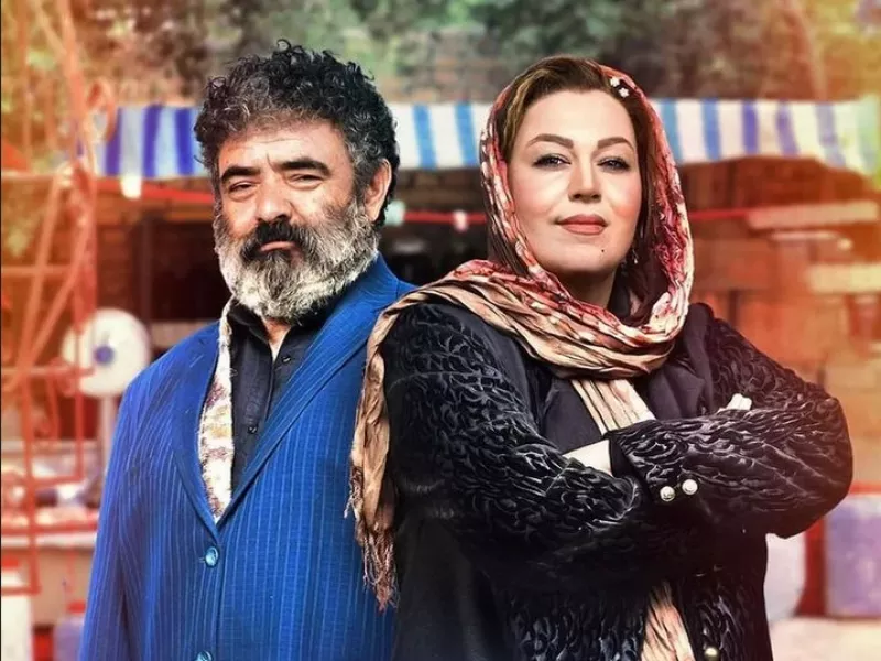 مادر واقعی گیتی قاسمی با چهره ای جوان تر از خودش و کلاه بچگانه !