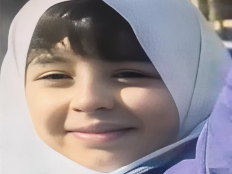 فکرشو میکردین این خانم زیبا و معروف مادر ”مونا غمخوار” باشه ؟!