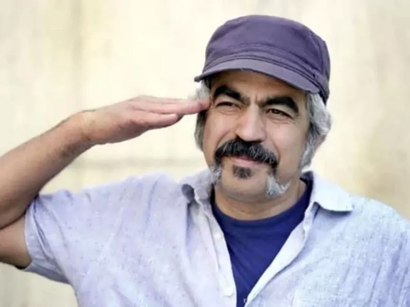 باورتون میشه این آقا معروف برادر ناتنی سروش صحت باشه ؟!