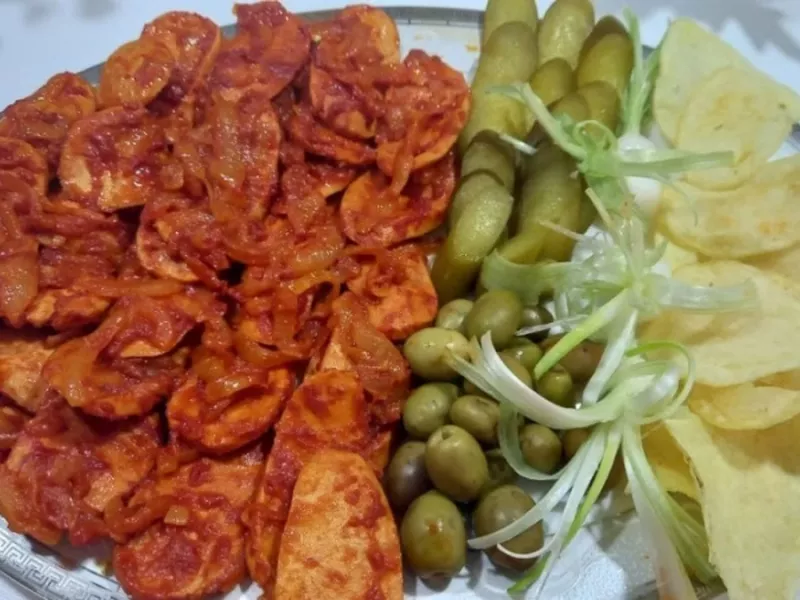 طرز تهیه سوسیس بندری به روش ساندویچی ها !